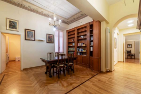 Historic Apartment in Sallustiano